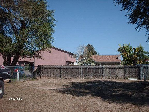 2nd image of 1436 E 19th St