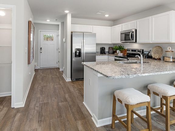 5th image of 5831 Harebell Rd