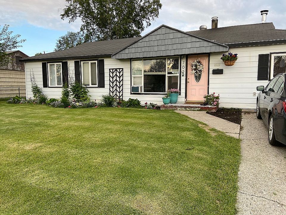 1st image of 702 Bentley Dr