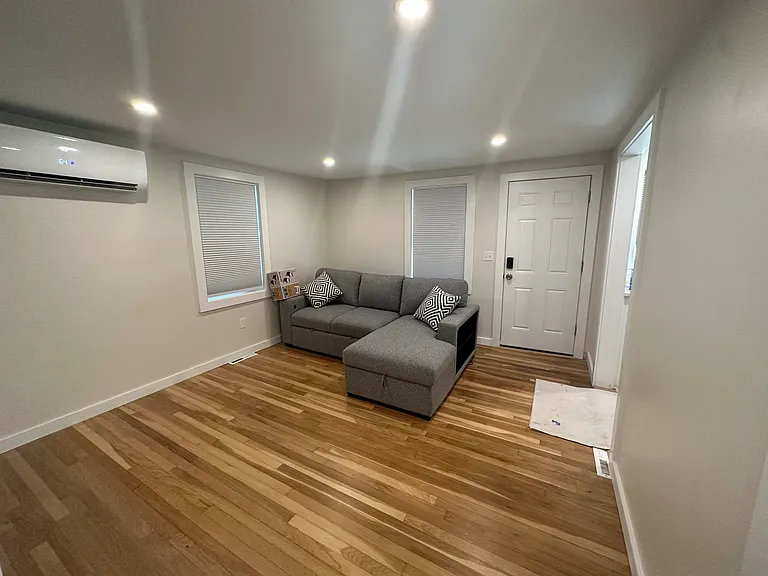 17 Byrnes St #1-2 — Photo 20