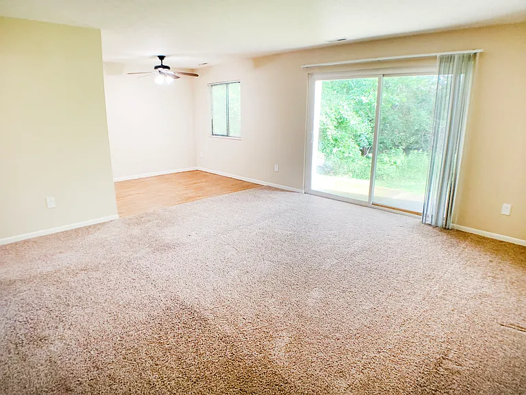 Hunter's Creek Apartments — Photo 49