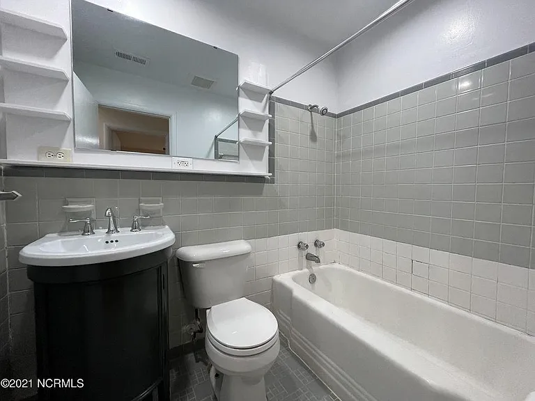 201 S Warren St — Photo 36