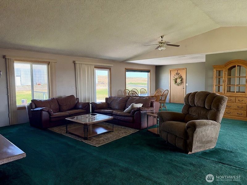 3rd image of 705 NE Blake Avenue