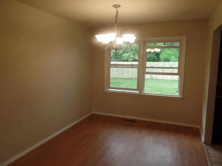2007 Sumac Dr — Photo 10