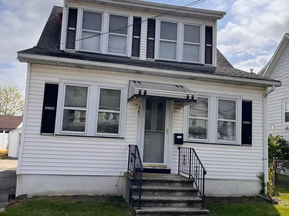 2 Buttonwood St, Hamilton, NJ 08619