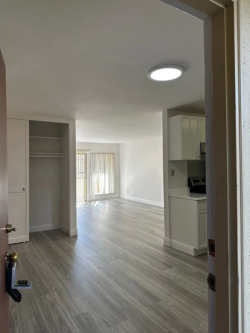 3217 Glendora Drive — Photo 2