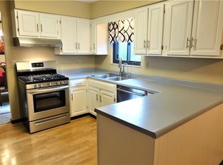 4069 Glasgow Rd, Valencia, PA 16059