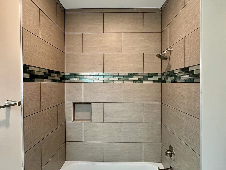 124 Vernon Ave #102 — Photo 6