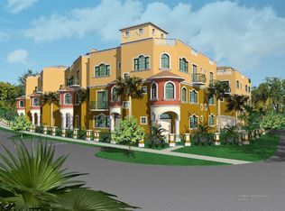 2300 SE 7th Dr, Pompano Beach, FL 33062