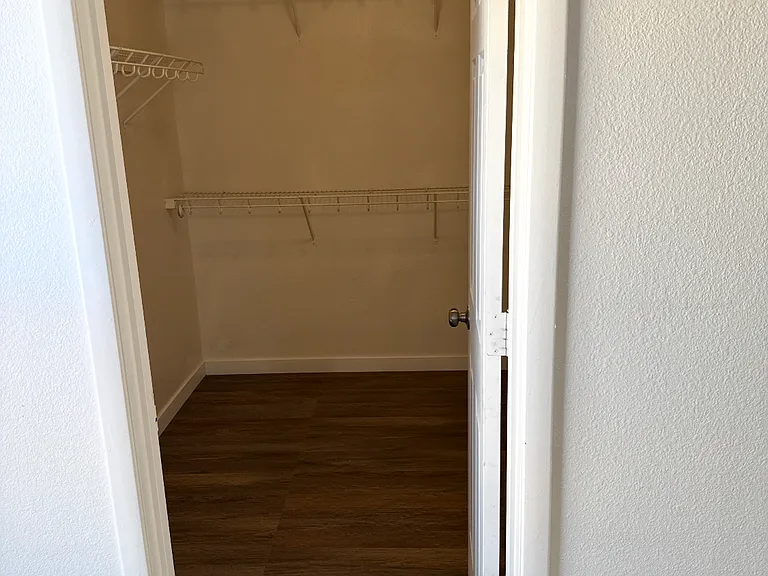8613 Palomino Ranch St — Photo 17
