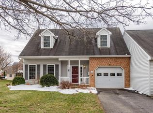 31 Oakgrove Ln, Millersville, PA