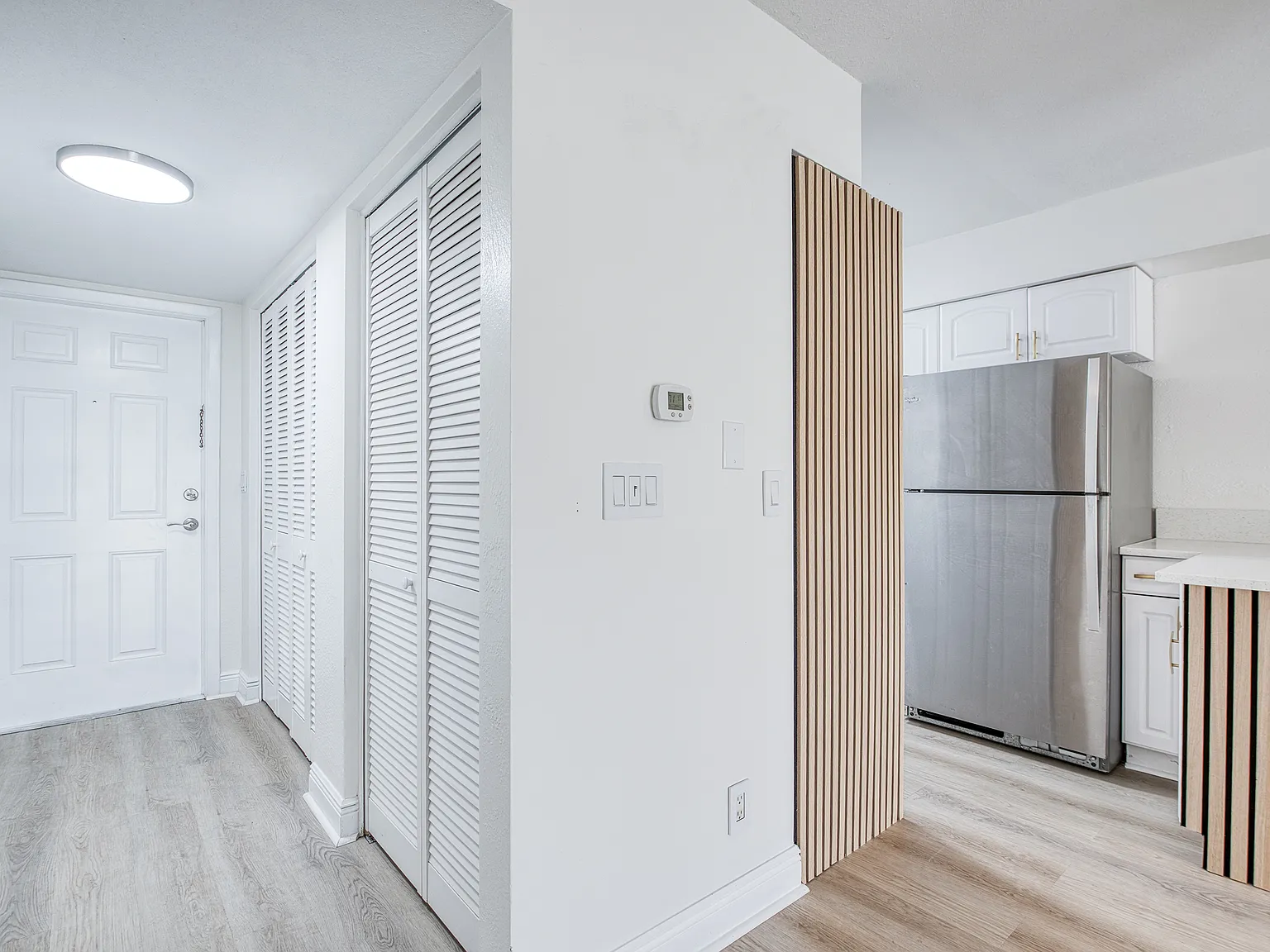 1 bed, 740 sqft, $1,900 — Photo 3