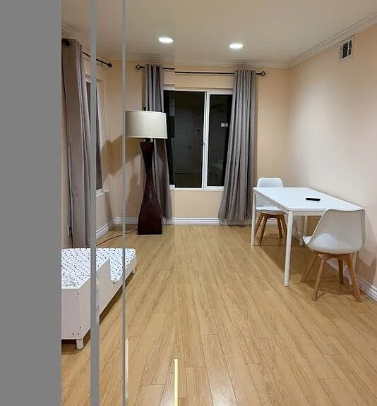 12312 Runnymede St #3 — Photo 1