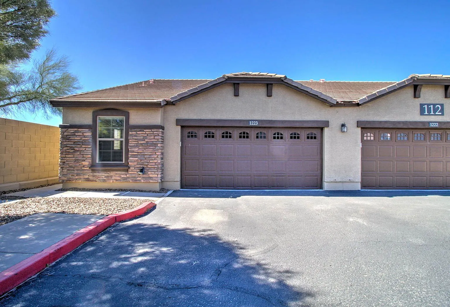 3 bed, 2.0 bath, 1248 sqft, $2,300 — Photo 1