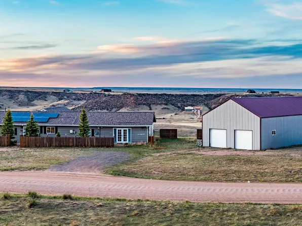 736 Valley View Dr, Cheyenne, WY 82009