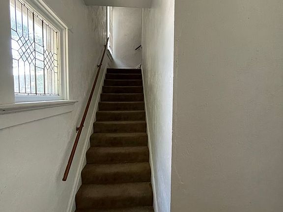 3rd image of 722 Union St #47B54215F