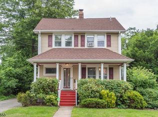 192 Paterson Ave, Midland Park, NJ 07432