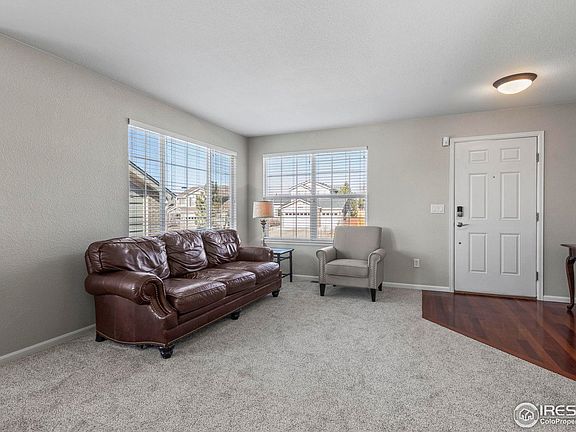 3rd image of 1278 Hickory Dr