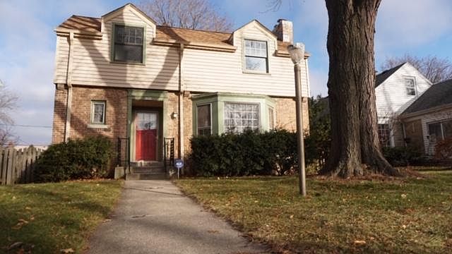 2nd image of 5202 W Townsend St