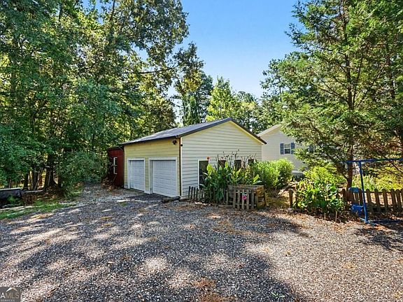 4th image of 1131 Parks Mill Ln
