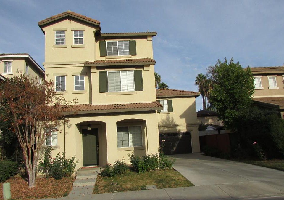 1st image of 26256 Lawrence Union Dr