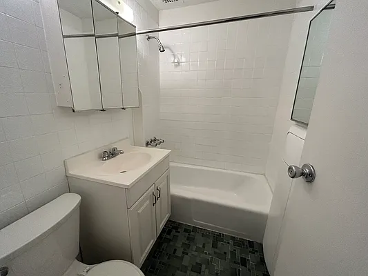 Rented by Prince Real Estate Associates LLC | media 11