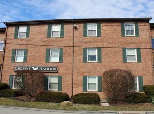 32 Huston Rd, Oakmont, PA 15139