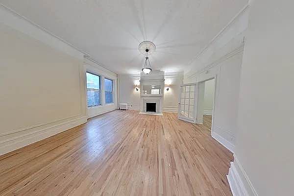 1st image of 228 W 72nd St APT 4R
