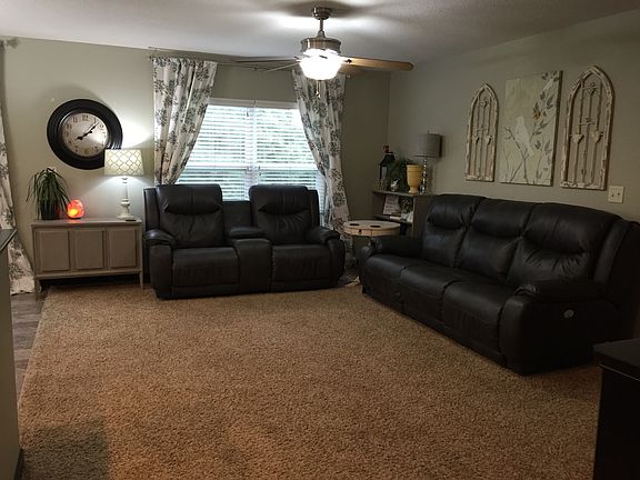 3rd image of 4644 Loren Dr