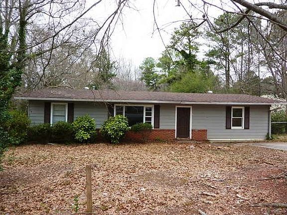 2nd image of 67 Camellia Dr