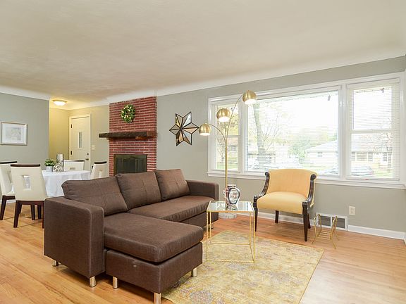 5th image of 1402 Margaret St