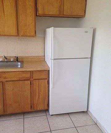 3rd image of 15 1/2 W Monument Ave APT 8