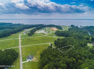 37 Jasmine Ln, Arapahoe, NC 28510