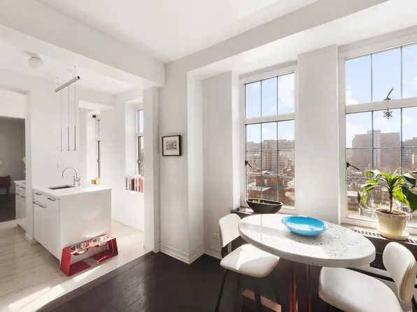 405 West 23rd Street 14JK image 1 of 8