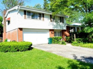 1906 Smith Rd, Northbrook, IL 60062