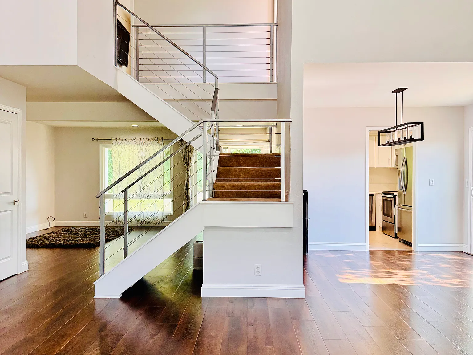 4 bed, 2269 sqft, $6,000 — Photo 4