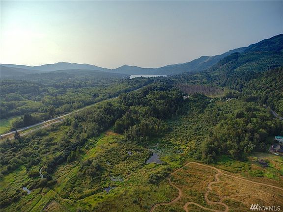 2nd image of 8 Old Highway 99 N
