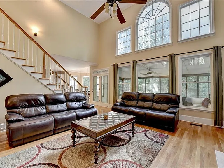 10370 Sugar Crest Ave — Photo 11