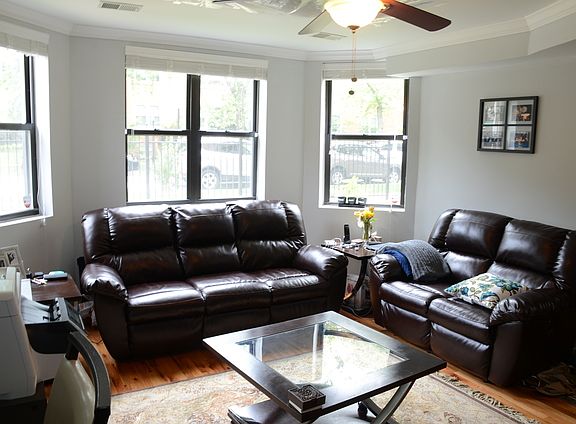3rd image of 6258 N Bell Ave #T