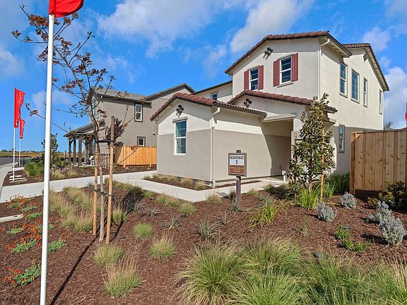 Residence 3 Exterior