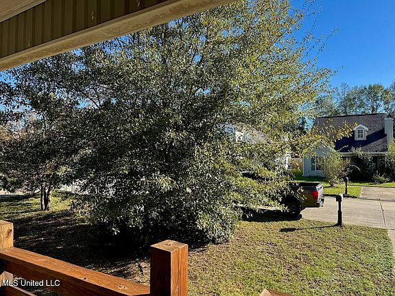 4th image of 12351 Windward Cir