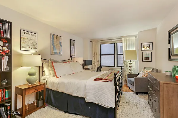 Sold by Corcoran | media 4