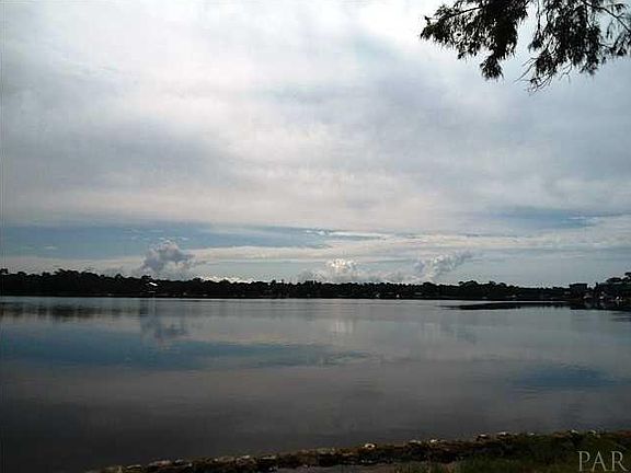 2nd image of 1175 N Bayshore Dr