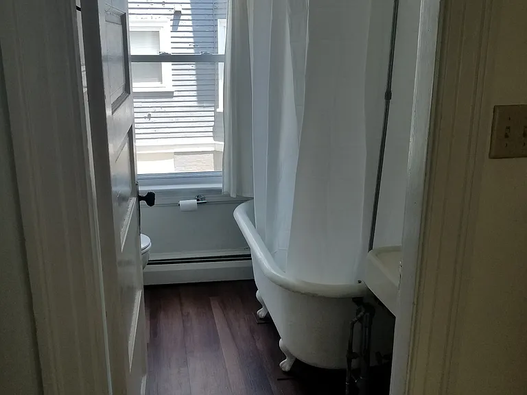 620 Hope St — Photo 8