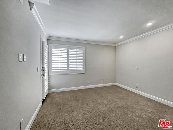 4th image of 11816 Gorham Ave APT 213