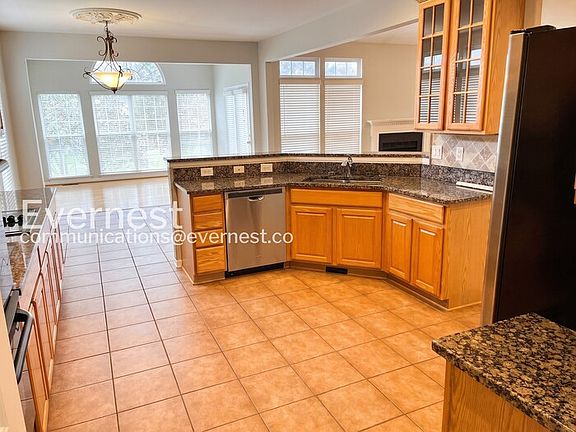 4th image of 743 Rolling Fork Dr