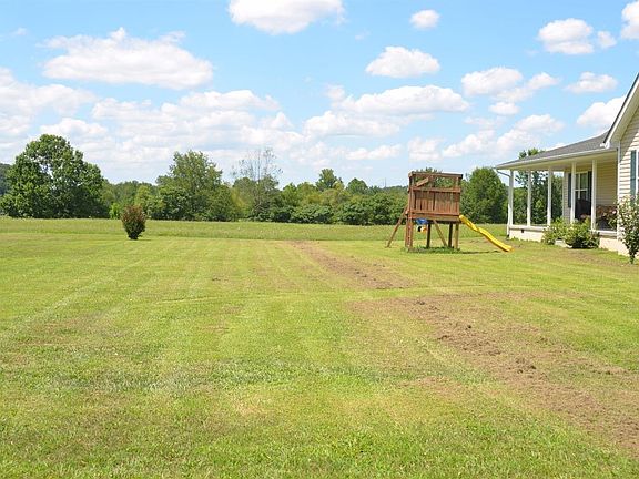 4th image of 105 Arrowhead Dr