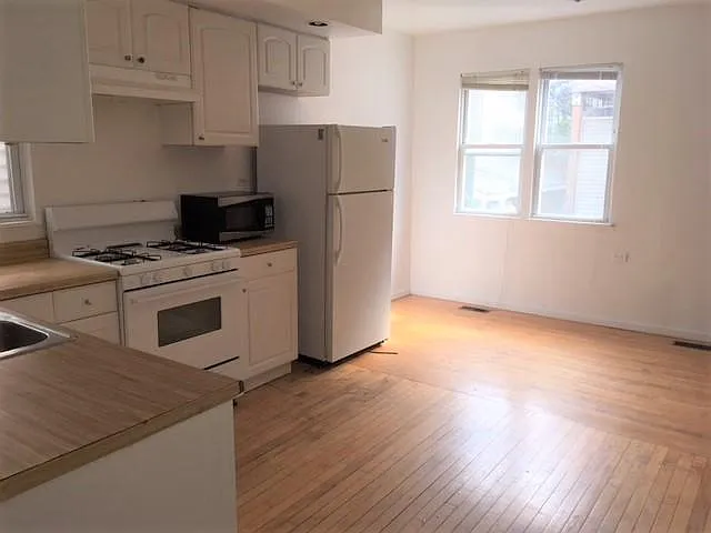 1237 W Wellington Ave #CH — Photo 12