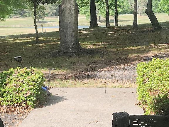 4th image of 350 Laurel Woods Dr