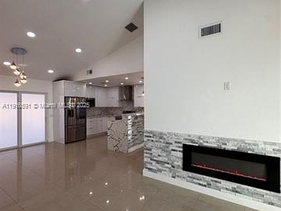 2nd image of 20521 SW 125th Ave #0